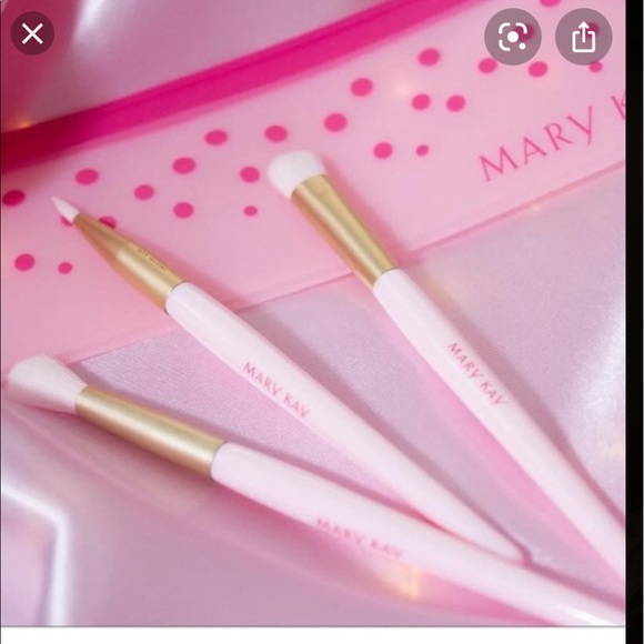 MK Limited Edition Mini Essential Brush Set - Picture 5 of 9